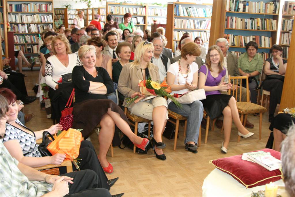 krst 1.knižky (Large).JPG